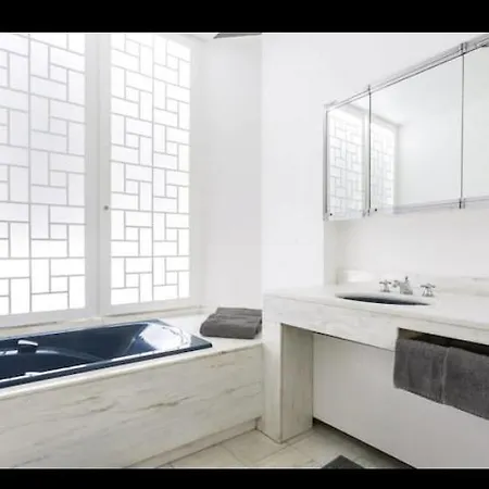 Apartment Foch *